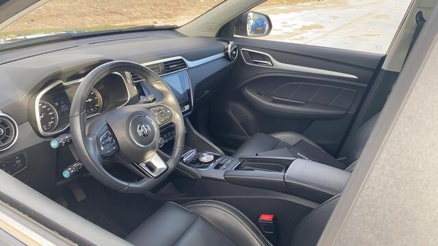 MG ZS EV Luxury 45 kWh BIJNA 2020 | 200 km actieradius | Leder | Panoramadak |