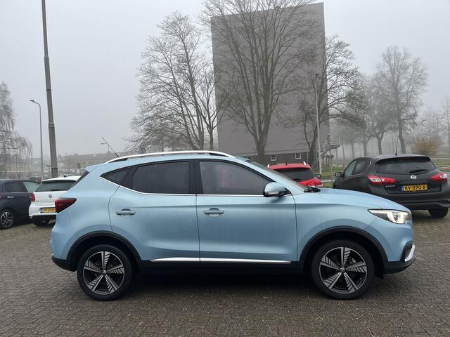 MG ZS EV Luxury 45 kWh Nap