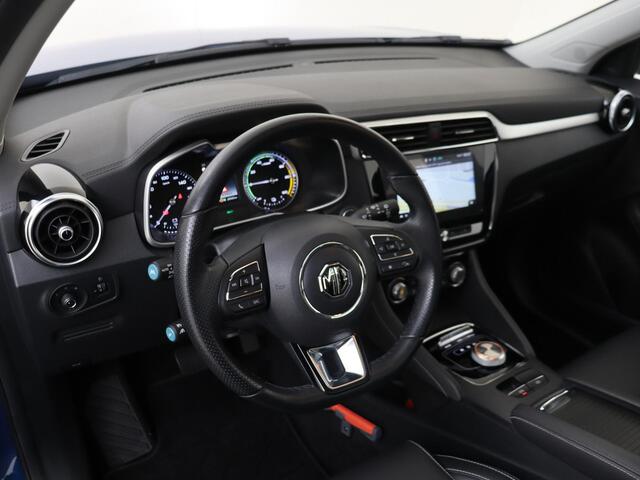 MG ZS EV Luxury 45 kWh | Trekhaak