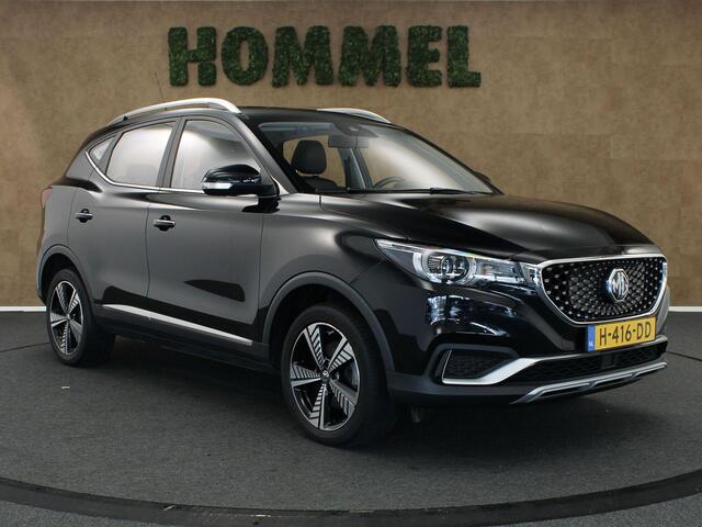 MG ZS EV Luxury 45 kWh - ORIGINEEL NEDERLANDSE AUTO - ELEKTRISCH GLAZEN PANORAMA DAK - STOELVERWARMING VOORZIJDE - ELEKTRISCH BEDIENBARE BESTUURDERSSTOEL - ADAPTIEVE CRUISE CONTROL - APPLE CARPLAY/ANDROID AUTO - LEDEREN BEKLEDING - NAVIGATIE FULL MAP -