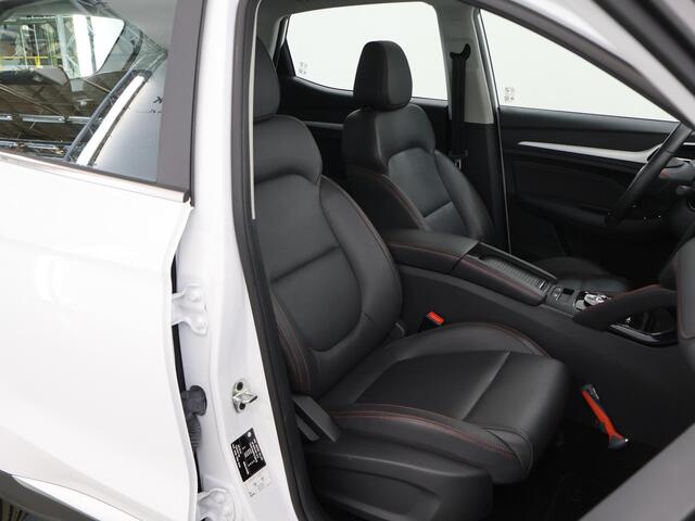 MG ZS EV Long Range Luxury 70 kWh | Panoramadak | Lederen Bekleding | Stoel/Stuurwielverwarming | Keyless | Navigatie | Parkeercamera