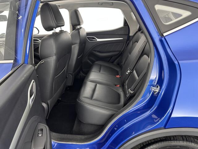 MG ZS EV Luxury 45 kWh (INCL-BTW) *PANO | FULL-LEATHER | CCS-FASTLOADER | KEYLESS | NAVI-FULLMAP | ADAPTIVE-CRUISE | CAMERA | HEATED-SEATS | CARPLAY | LANE-ASSIST | SPORT-SEATS | 17"ALU*
