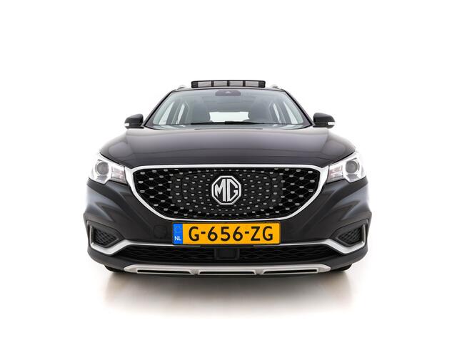MG ZS EV Luxury 45 kWh (INCL-BTW) *PANO | FULL-LEATHER | CCS-FASTLOADER | KEYLESS | NAVI-FULLMAP | ADAPTIVE-CRUISE | CAMERA | HEATED-SEATS | CARPLAY | LANE-ASSIST | SPORT-SEATS | 17"ALU*