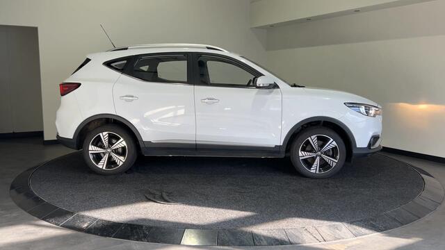 MG ZS EV Luxury 45 kWh | Lederen Bekleding | Camera |