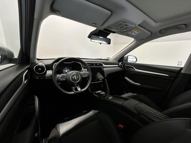 MG ZS EV Standard Range Luxury 50 kWh | Lederen bekleding | 360 graden camera | | SoH (batterijcheck) 98.97 % score!