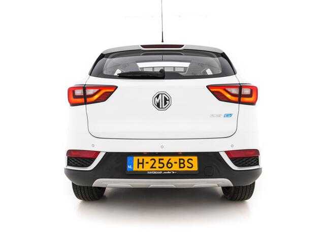 MG ZS EV Luxury 45 kWh (INCL-BTW) *PANO | FULL-LEATHER | CCS-FASTLOADER | KEYLESS | NAVI-FULLMAP | ADAPTIVE-CRUISE | CAMERA | HEATED-SEATS | CARPLAY | BLIS | LANE-ASSIST | SPORT-SEATS | 17"ALU*