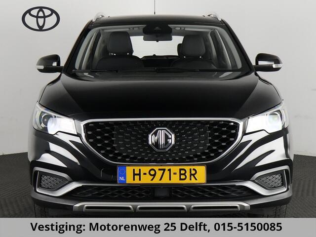 MG ZS EV LUXERY 45 kWh ACCU 89 % !! BIJNA 2020.PANODAK.KEYLESS.1e EIG. CARPLAY NAVI. GARANTIE TOT 2 JAAR*