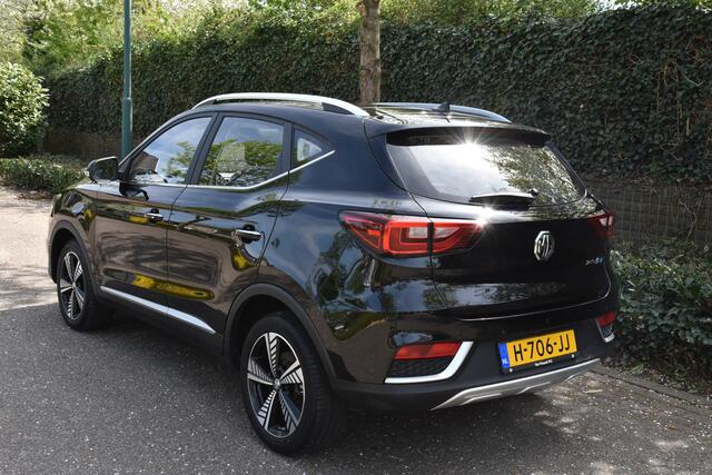 MG ZS EV Luxury 45 kWh | LEDER | PANORAMADAK| CARPLAY