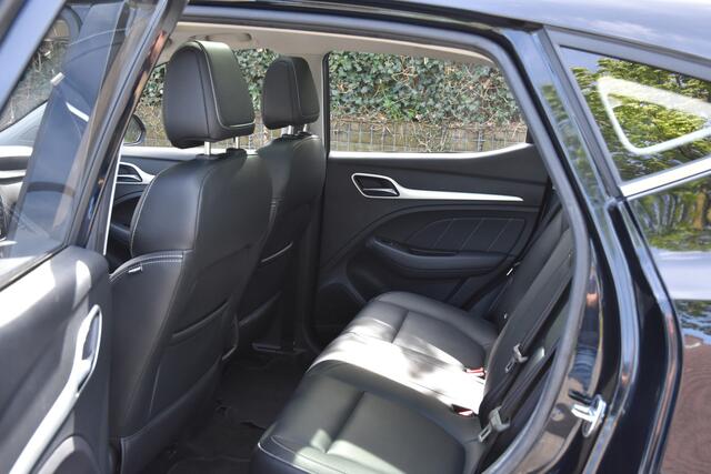 MG ZS EV Luxury 45 kWh | LEDER | PANORAMADAK| CARPLAY