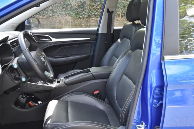MG ZS EV Luxury 45 kWh | LEDER | PANORAMADAK| CARPLAY