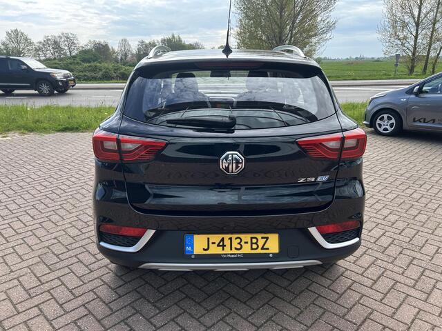 MG ZS EV Luxury 45 kWh Leder | Keyless | Leuke auto!