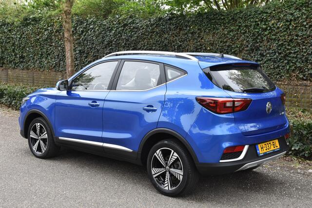 MG ZS EV Luxury 45 kWh | LEDER | PANORAMADAK| CARPLAY
