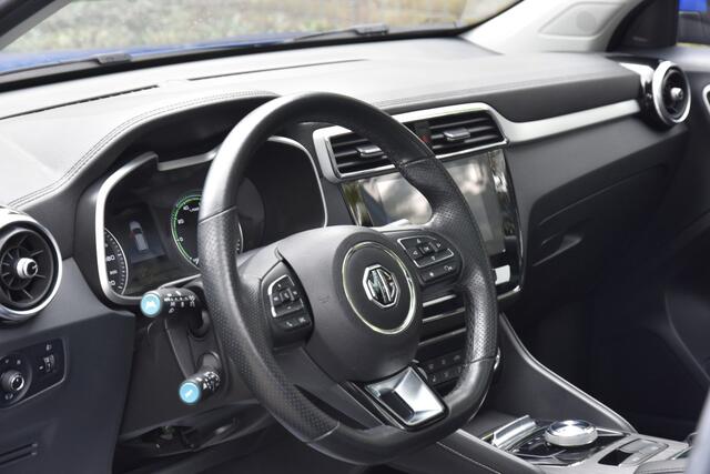 MG ZS EV Luxury 45 kWh | LEDER | PANORAMADAK| CARPLAY