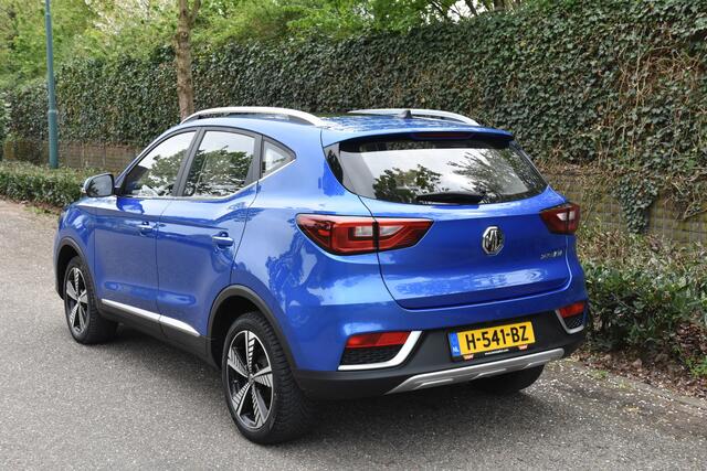 MG ZS EV Luxury 45 kWh | LEDER | PANORAMADAK| CARPLAY