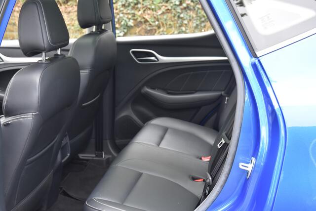 MG ZS EV Luxury 45 kWh | LEDER | PANORAMADAK| CARPLAY