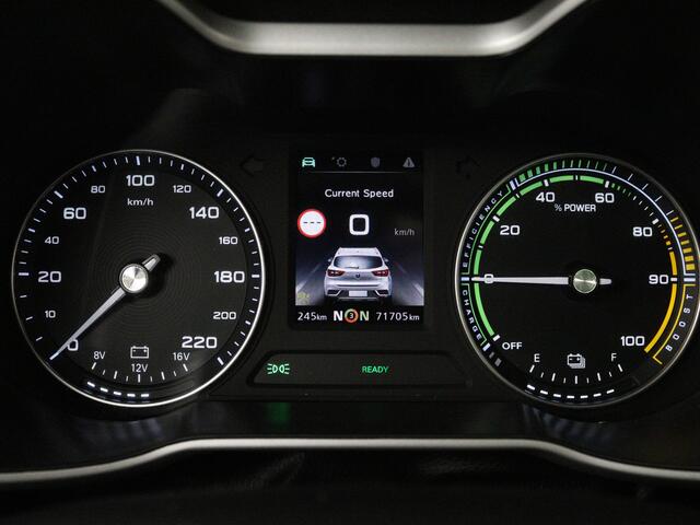MG ZS EV Luxury 45 kWh | Panoramadak | Leder | Adaptive Cruise Control | Dodehoek Sensor | Nederlandse Auto | NAP |