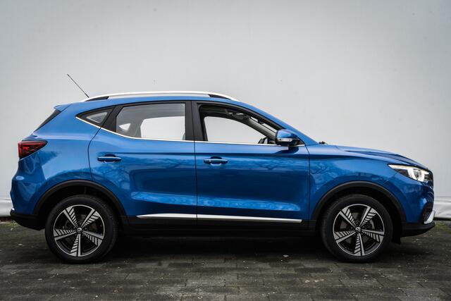 MG ZS EV Luxury 45 kWh Panoramadak/ Leer/ Camera/ Navigatie/ Stoelverwarming/ Carplay/ Blindspot