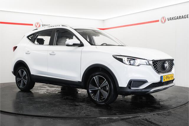 MG ZS EV Luxury 45 kWh Panoramadak Lederen bekleding Apple carplay android auto