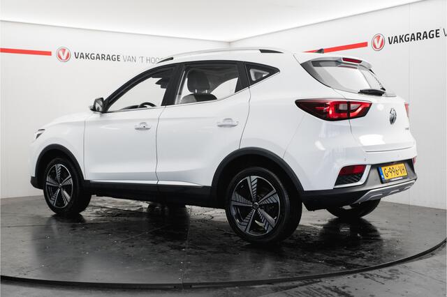 MG ZS EV Luxury 45 kWh Panoramadak Lederen bekleding Apple carplay android auto