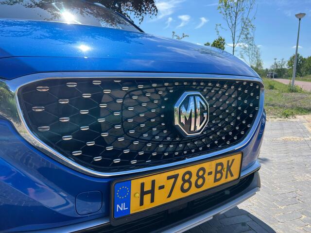 MG ZS MG EV Luxury 45 kWh | Panorama dak | Apple-Carplay |