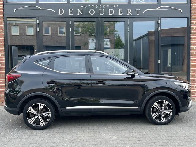 MG ZS MG EV Luxury 45 kWh PANO / APPLE CARPLAY / LEER