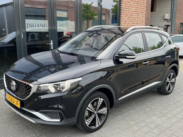 MG ZS MG EV Luxury 45 kWh PANO / APPLE CARPLAY / LEER