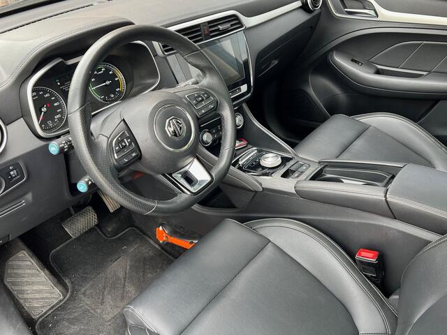 MG ZS MG EV Luxury 45 kWh PANO / APPLE CARPLAY / LEER