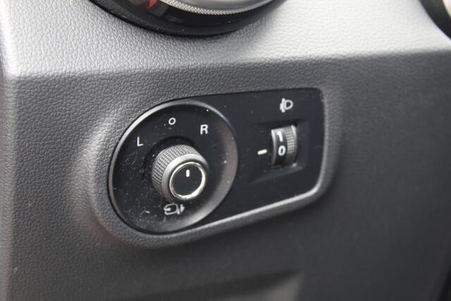MG ZS EV Luxury 45 kWh//Pano!!