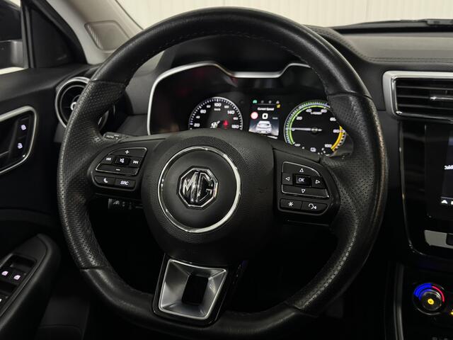 MG ZS EV Luxury 45 kWh SCHUIFDAK KEY-LESS LEER CAMERA CARPLAY PDC LMV PANODAK