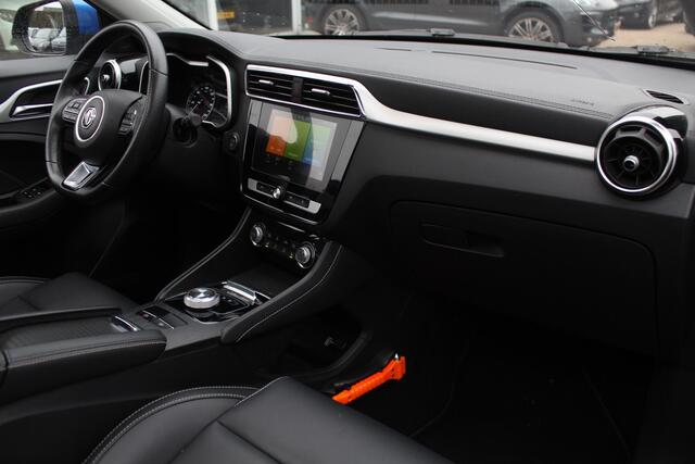 MG ZS MG EV Luxury 45 kWh / Panoramadak / Camera / Leder / 17'' / Keyless / Navigatie / ACC / Dodehoek / DAB / Stoelverwarming