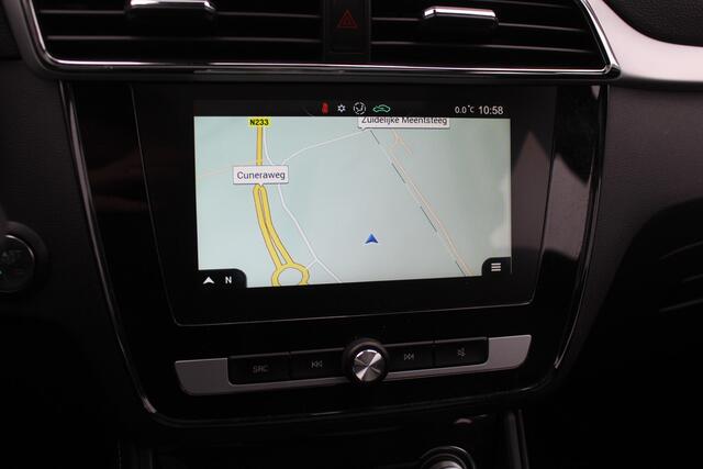 MG ZS MG EV Luxury 45 kWh / Panoramadak / Camera / Leder / 17'' / Keyless / Navigatie / ACC / Dodehoek / DAB / Stoelverwarming