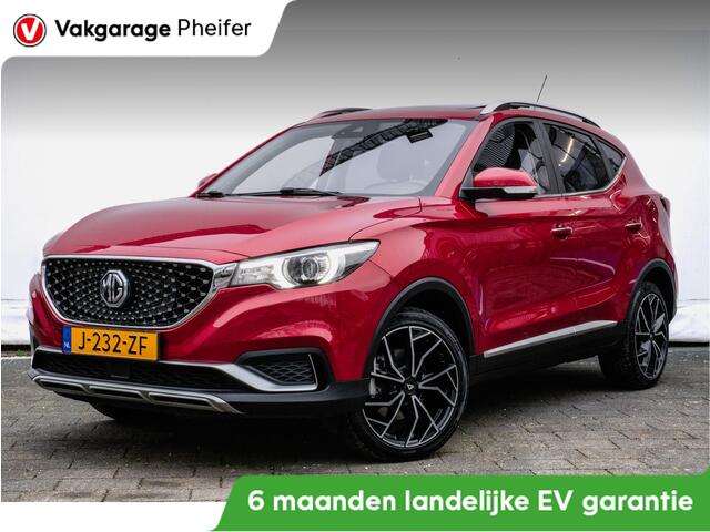MG ZS MG EV Luxury 45 kWh Panoramadak/ Leer/ 18" Lmv/ Stoelverwarming/ Adapt. cruise/ Camera/ Carplay