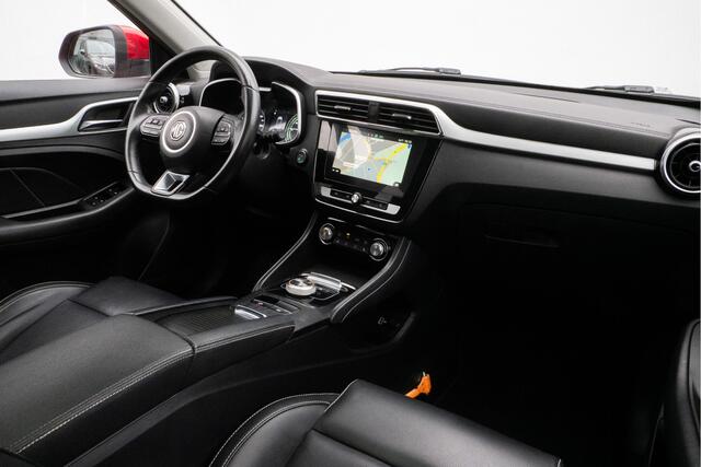 MG ZS MG EV Luxury 45 kWh Panoramadak/ Leer/ 18" Lmv/ Stoelverwarming/ Adapt. cruise/ Camera/ Carplay