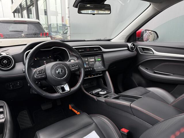 MG ZS BWJ 201 EV 70KWh Long Range 157 PK Luxury TREKHAAK | PANODAK | FULL LED | ADAPTIVE CRUISE | STOELVERW. | CAMERA | LEDER | CARPLAY + ANDROID | NAVI | CLIMA | LMV | PDC