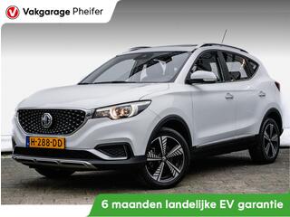 mg-zs-mg-ev-luxury-45-kwh-panoramad