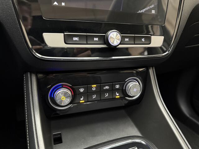 MG ZS MG EV Luxury 45 kWh *Org.NL!* SOH 95% / Panoramadak / Carplay / Adapt. Cruise / Leder / Keyless / Stoelverwarming / 16'' LMV