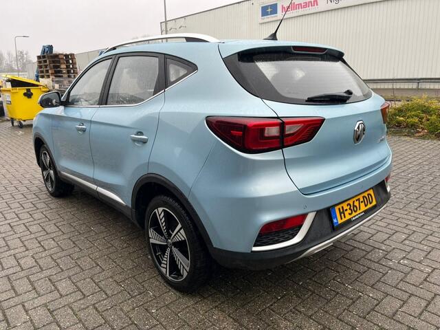 MG ZS EV Luxury 45kWh