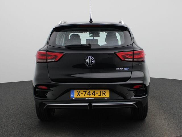 MG ZS MG EV EV Long Range Comfort 70 kWh Climate Control / ECC | Cruise control | Navigatie | Stoelverwarming | LED koplampen | Park Distance Control achter | Achteruitrijcamera | Dakrailing |