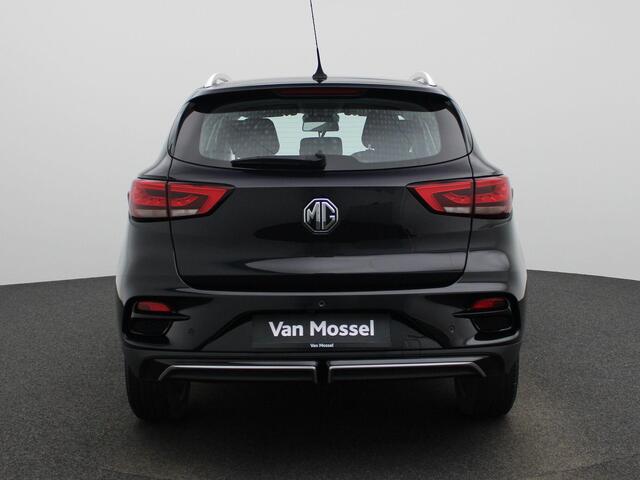 MG ZS Standard Range 51 kWh Comfort Climate Control / ECC | Cruise control Standaard | Navigatie | Stoelverwarming | LED koplampen | Park Distance Control achter | Achteruitrijcamera | Dakrailing |