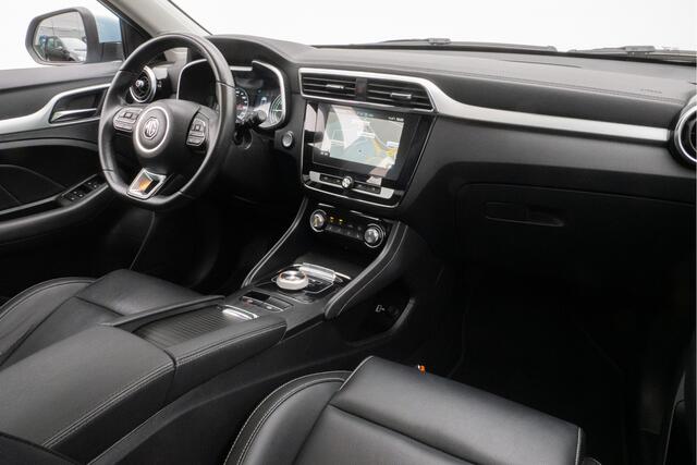 MG ZS MG EV Luxury 45 kWh Trekhaak/ Panoramadak/ Leer/ Stoelverwarming/ Adapt. cruise/ Camera/ Carplay