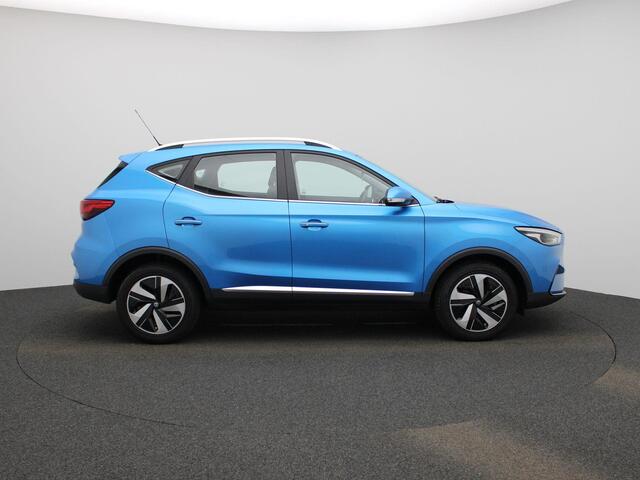 MG ZS EV Long Range Comfort 70 kWh | Camera | Adaptieve Cruise Control | PDC Achter | Stoelverwarming | 3-Fase Onboard-lader | LED-Verlichting | Keyless | 17" LMV | Full-Map Navigatie | Apple Carplay & Android Auto