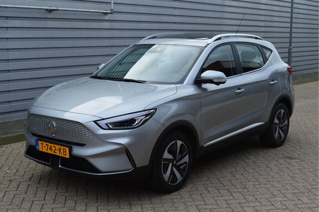 MG ZS MG EV EV Long Range Luxury 70 kWh O.a: Afn. Haak, Clima, Pano, PDC, Camera, Cruise, Etc. All-in prijs!