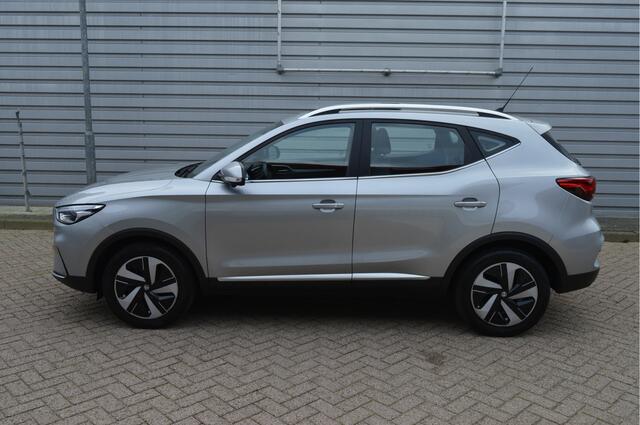 MG ZS MG EV EV Long Range Luxury 70 kWh O.a: Afn. Haak, Clima, Pano, PDC, Camera, Cruise, Etc. All-in prijs!
