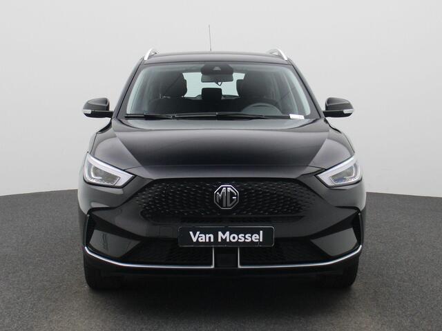 MG ZS Standard Range 51 kWh Comfort | Climate Control / ECC | Cruise control Adaptive| Connectiviteit af fabriek, Navigatie | Stoelverwarming | LED koplampen | Park Distance Control achter | Achteruitrijcamera | Dakrailing |