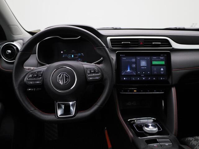 MG ZS MG EV EV Standard Range Comfort 50 kWh | Climate Control / ECC | Licht metalen velgen 17 inch | Cruise control Adaptive | Navigatie | Stoelverwarming | LED koplampen | Park Distance Control achter | Achteruitrijcamera | Dakrailing |