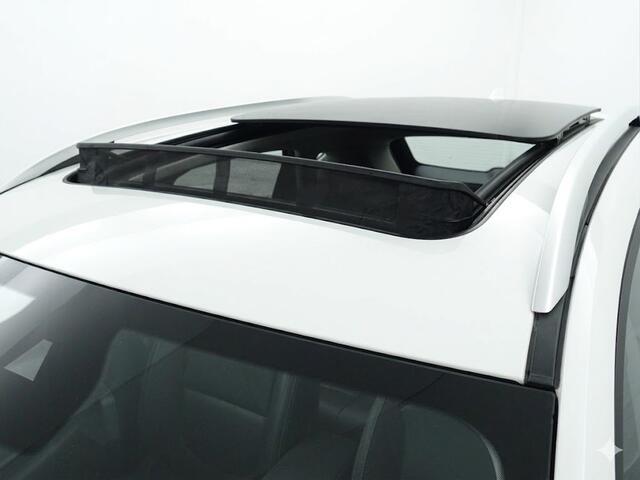 MG ZS MG EV Luxury 45 kWh Aut- SOH 94%, Dealer Onderhouden, Fabrieksgarantie, Panoramadak, Leder Interieur