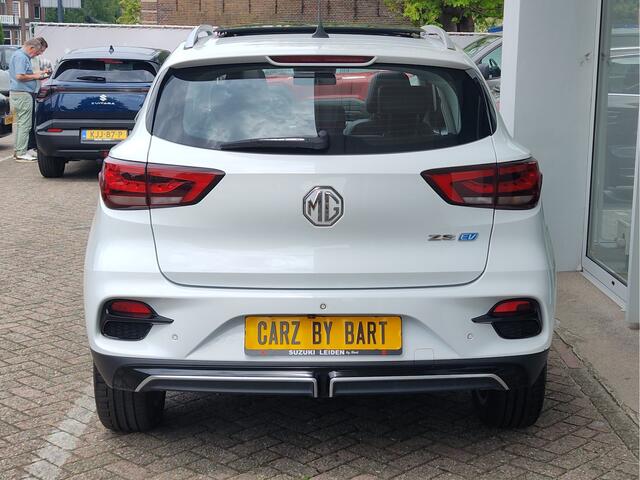 MG ZS MG EV LONG RANGE LUXURY 70 KWH Open dak | Leder | 360 Camera