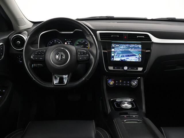 MG ZS MG EV LUXURY 45 kWh + TREKHAAK | PANORAMA | JBL | LEDER | CAMERA | ADAPTIVE CRUISE | STOELVERWARMING