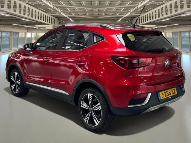 MG ZS MG EV Luxury 45 kWh PanoDak, CarPlay, Navi+Camera, Leder...