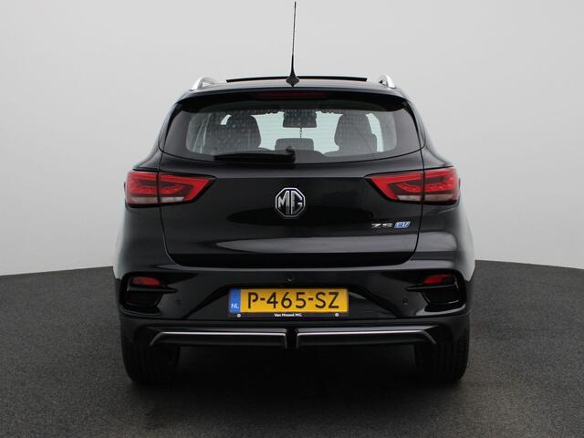 MG ZS MG EV EV Standard Range Luxury 50 kWh | Apple carplay / Android | Parkeer camera | Lederen bekleding | Panorama dak